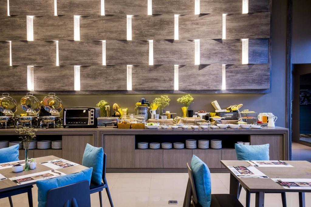 The Crystal Hotel Buriram - Formerly X2 Vibe Buriram Exterior foto